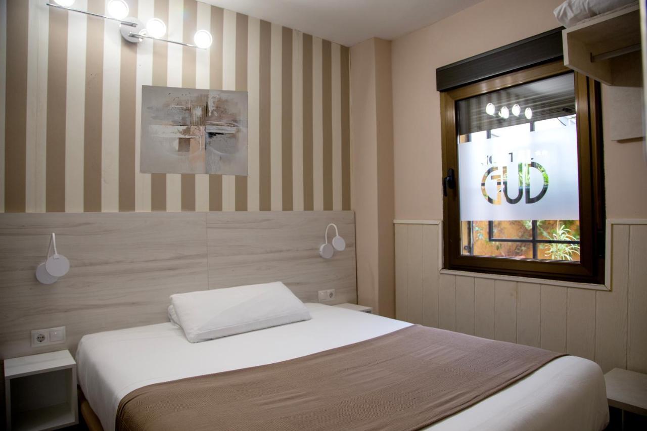 โอสตัล กุด ซาลามังกา Hotel ภายนอก รูปภาพ