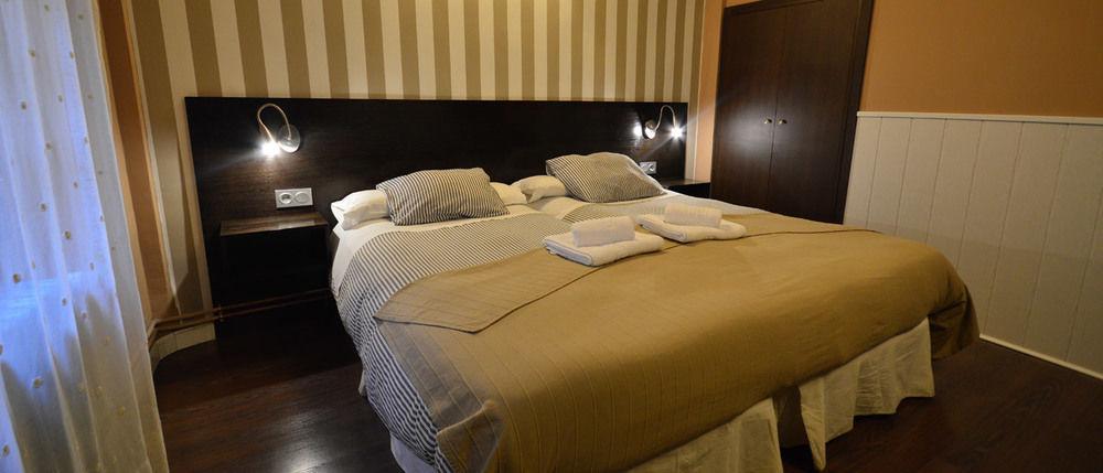 โอสตัล กุด ซาลามังกา Hotel ภายนอก รูปภาพ